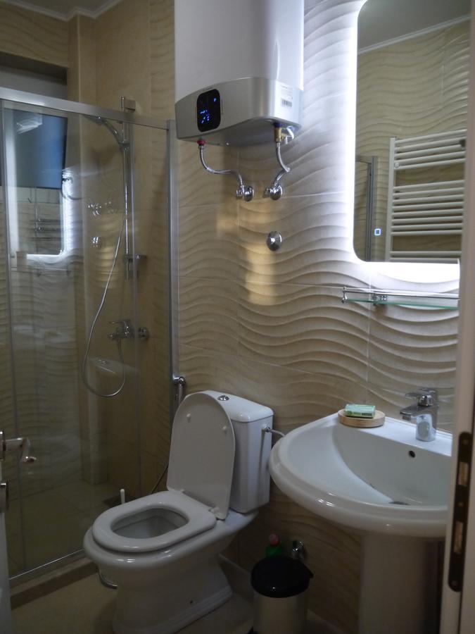 Crystalsky Apartment Dobra Voda Bagian luar foto