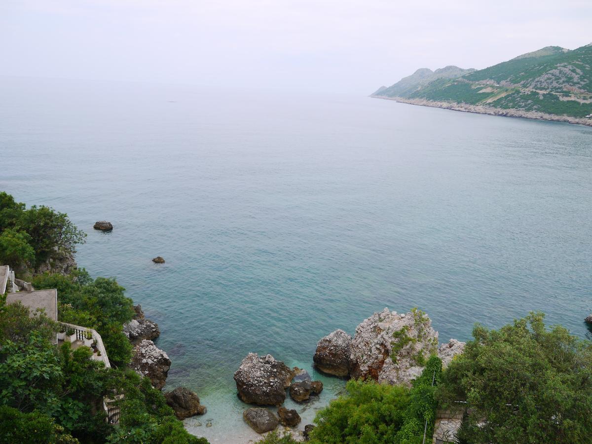 Crystalsky Apartment Dobra Voda Bagian luar foto