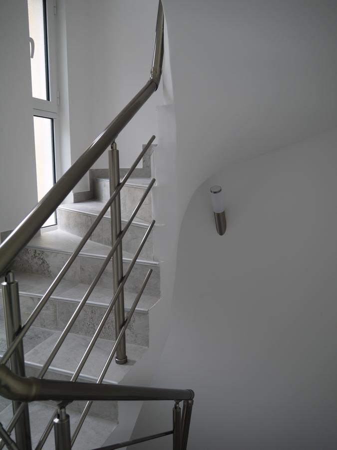 Crystalsky Apartment Dobra Voda Bagian luar foto