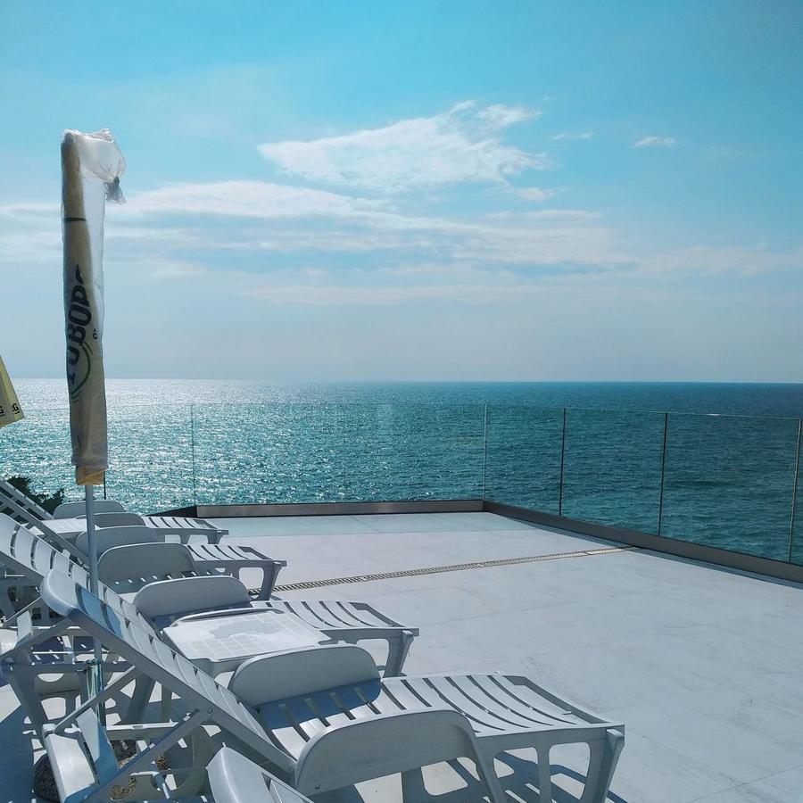 Crystalsky Apartment Dobra Voda Bagian luar foto